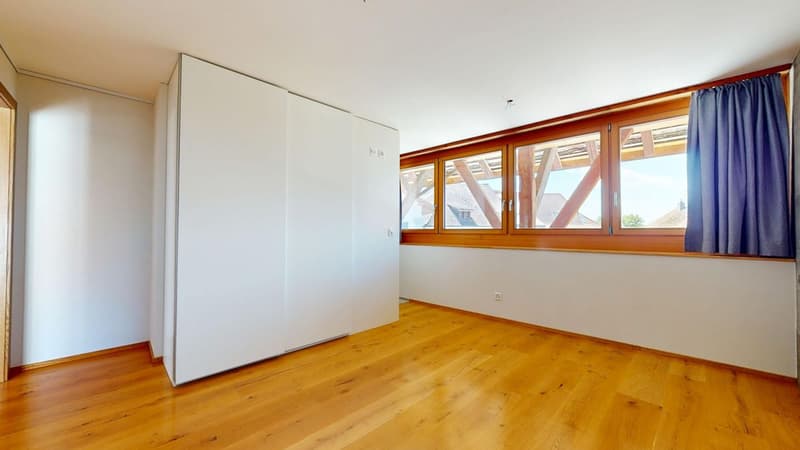 Grandcour - 4,5 pcs de 140m2 avec loggia intérieur! (7)