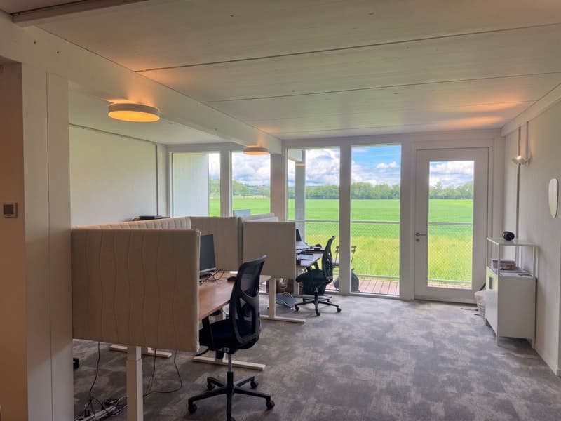 Place de coworking équipée à St-Aubin (FR) (13)
