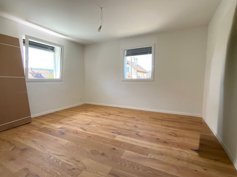 Duplex avec jardin exclusif! (12)