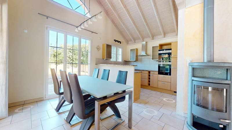 Champagne : Villa familiale avec piscine chauffée, sans vis- à- vis (8)
