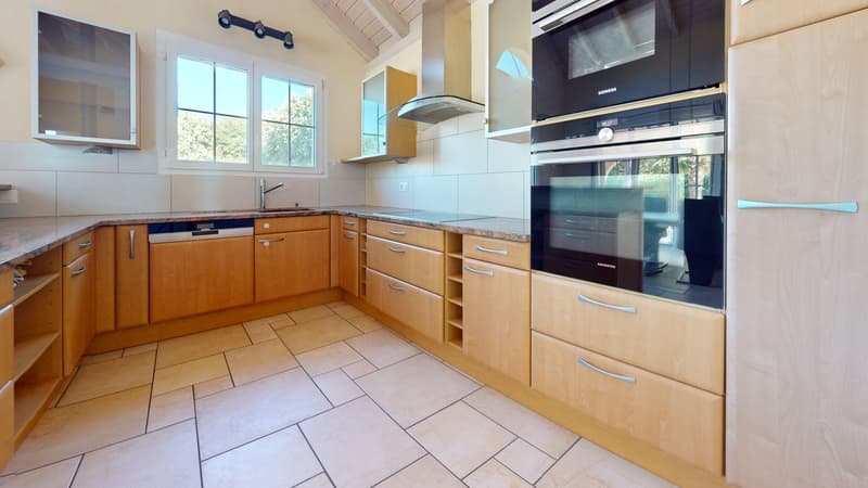 Champagne : Villa familiale avec piscine chauffée, sans vis- à- vis (9)