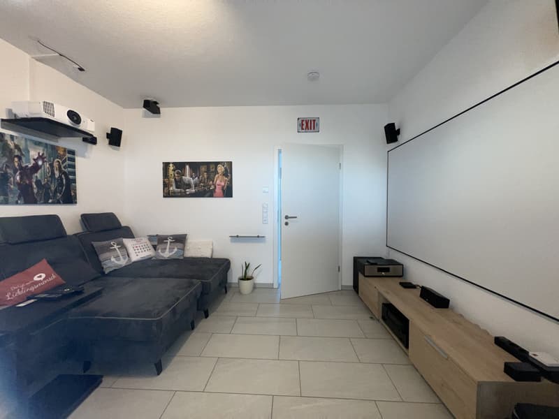 Ampio e luminoso Modern Luxury Bungalow nel verde (12)