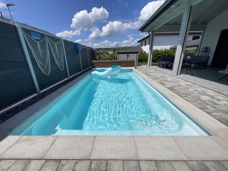 Ampio e luminoso Modern Luxury Bungalow nel verde (4)