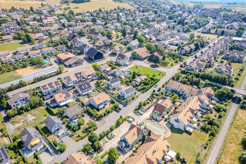 Modernes und grosszügiges Einfamilienhaus an ruhiger Wohnlage (5)