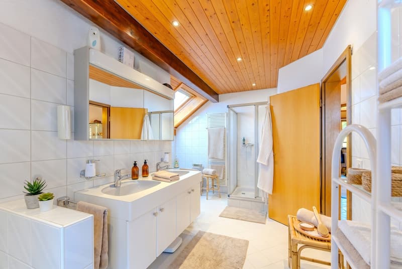 5.5 Zimmer Einfamilienhaus im Landhausstil mit grossem Umschwung (11)