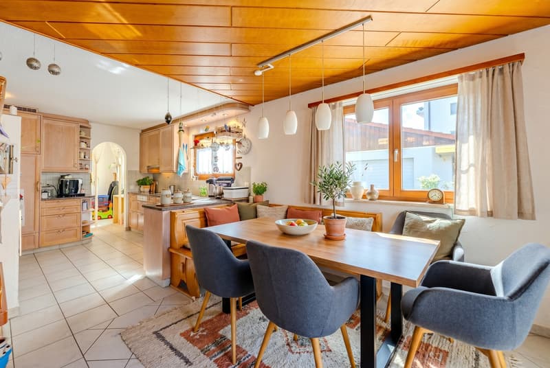 Grosszügiges Haus mit Einliegerwohnung und vielseitigem Potenzial (13)