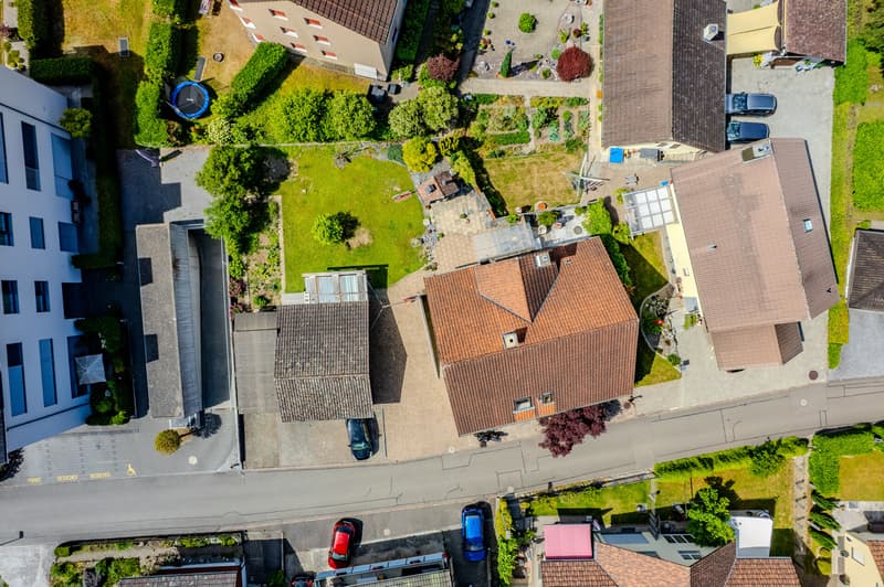 Grosszügiges Haus mit Einliegerwohnung und vielseitigem Potenzial (4)