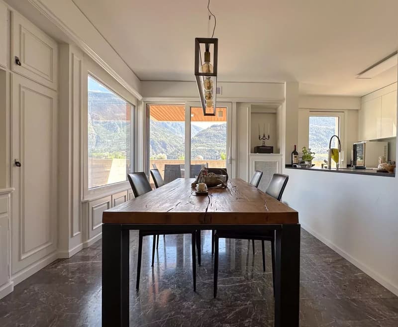 Magnifique et prestigieux penthouse idéalement situé (9)