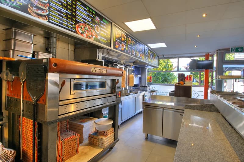 Fonds de commerce  Kebab, Pizza, Tacos au centre-ville de Monthey (6)