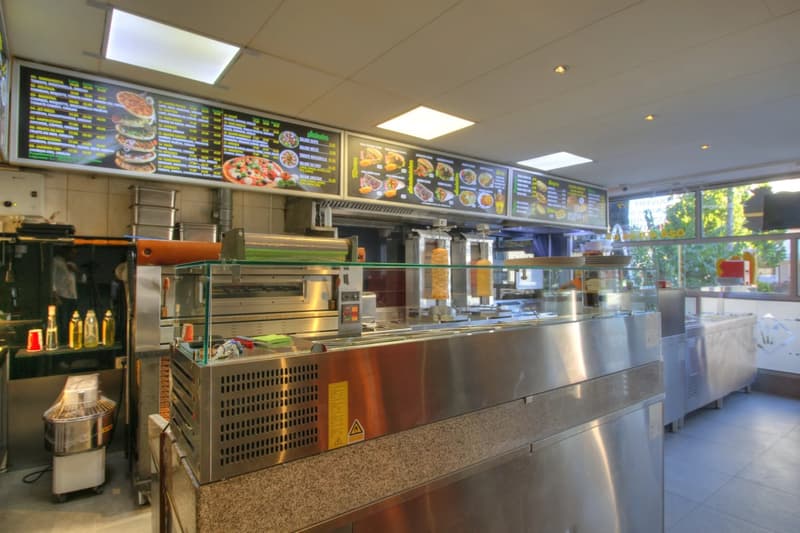 Fonds de commerce  Kebab, Pizza, Tacos au centre-ville de Monthey (3)