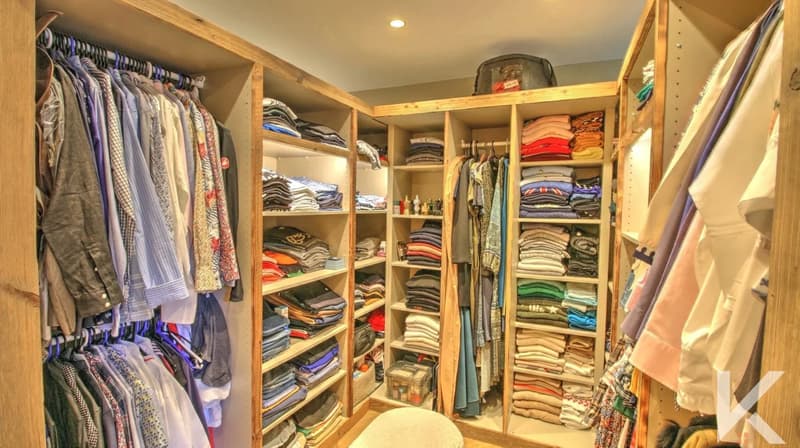 Un chalet d'exception à Villars sublimée par une rénovation raffinée (10)