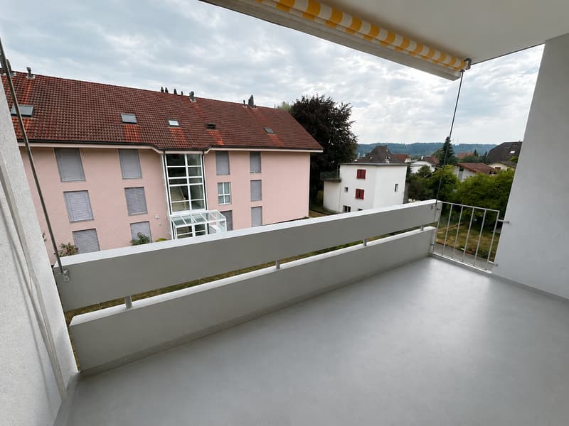 Helle 4.5-Zimmer-Wohnung mit Balkon in Lengnau BE (4)