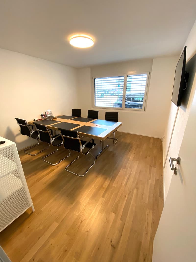 Zentrale Praxis- oder Büroräumlichkeiten im Herzen von Gerlafingen (9)