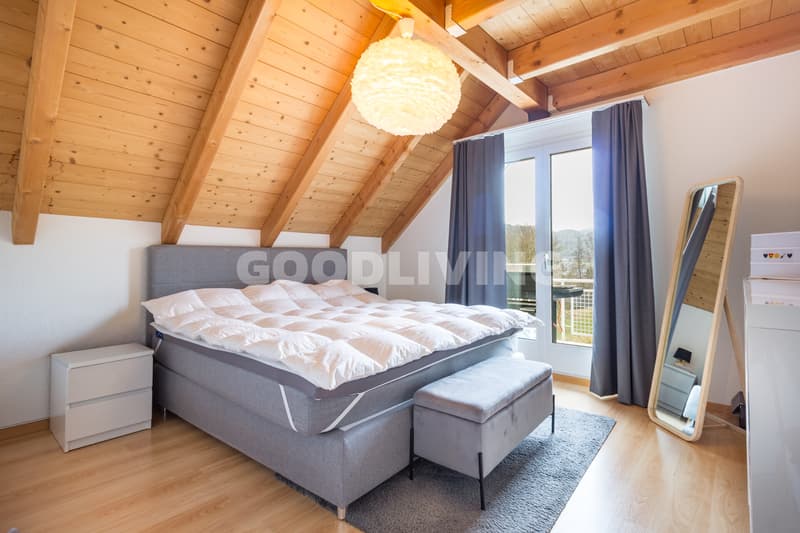 Duplex avec galerie et grand volume (5)