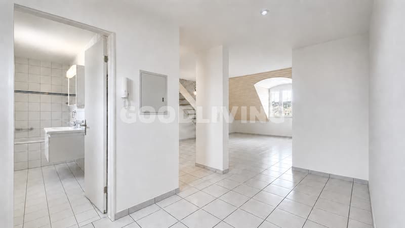 Dachwohnung mit Weitsicht und ruhiger Wohnlage in Klingnau (2)