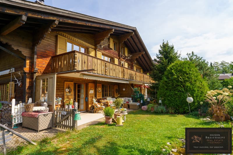 Wohnliche 3½ Zimmerwohnung mit lauschigem Sitzplatz und Garten (2)