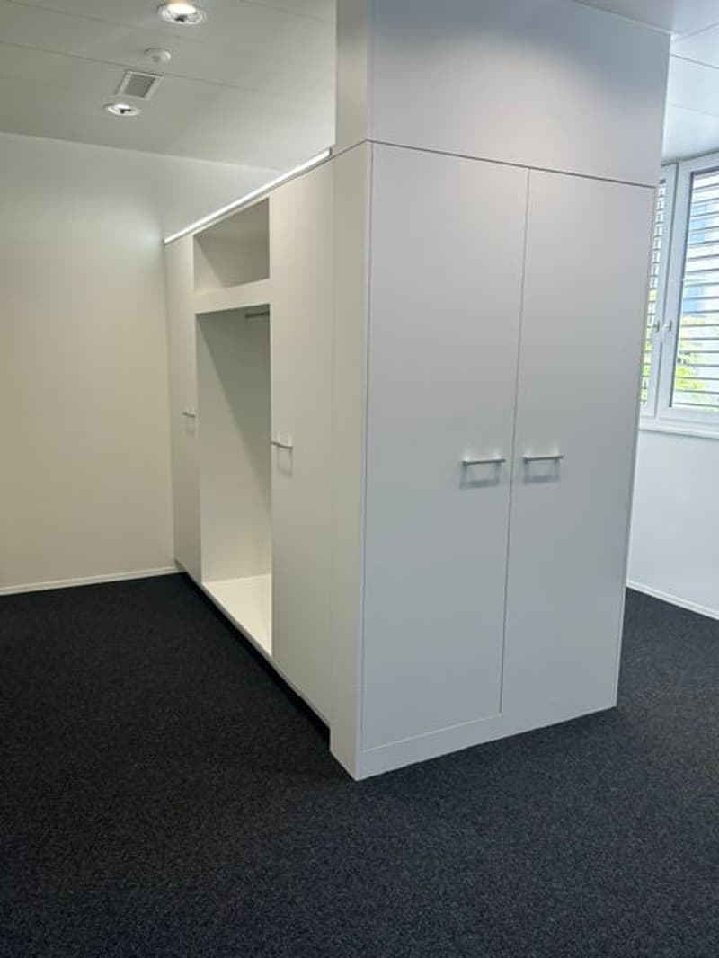 Modern ausgebautes Ladenlokal mit vielseitigen Nutzungsmöglichkeiten (8)