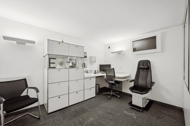 Vielseitige Gewerbefläche mit Büro und Lager an bester Lage (13)