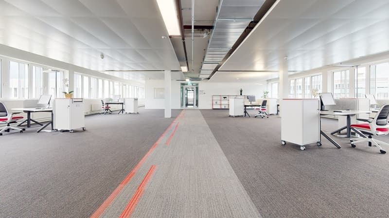 Einziehen & durchstarten – hochwertige Bürofläche im West-Log (6)