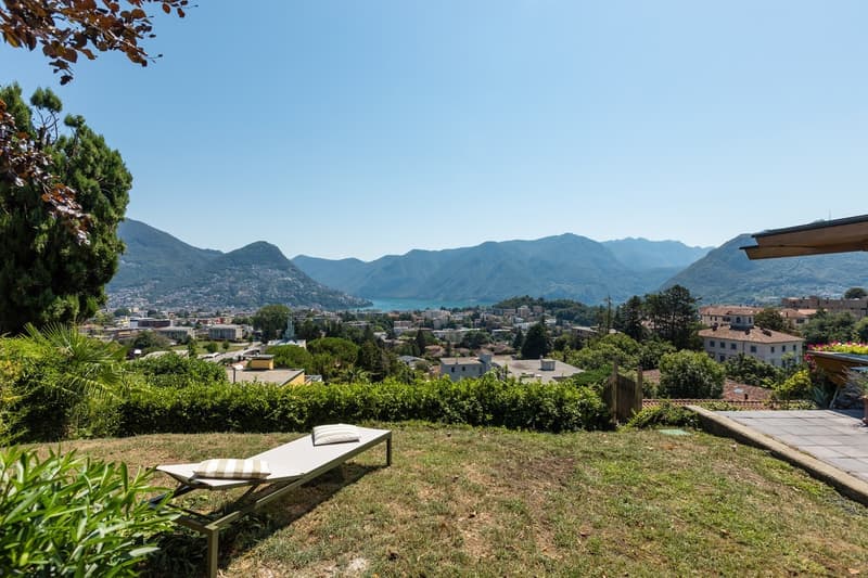 VILLA CON VISTA LAGO (2)