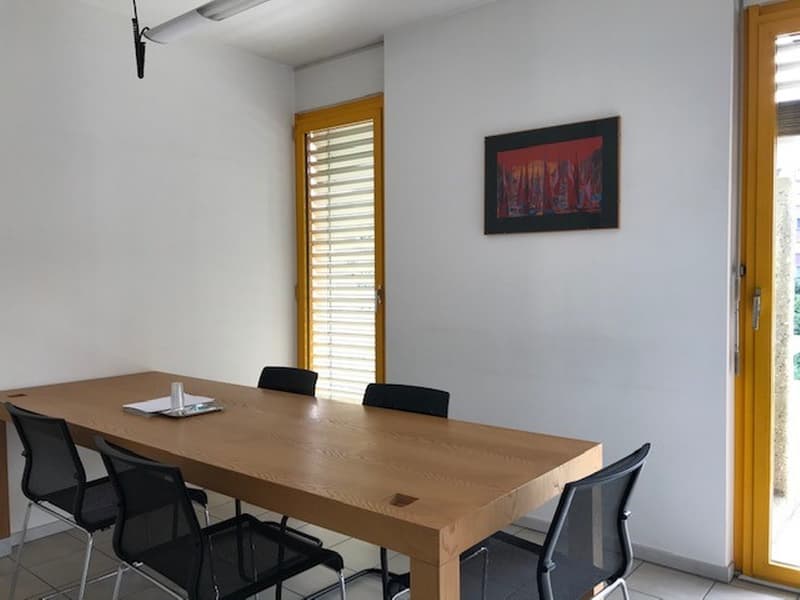 UFFICIO SPAZIOSO PIANO ATTICO CON VISTA APERTA (2)