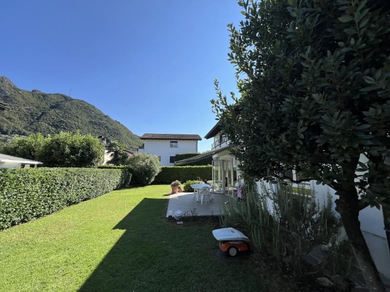 VILLA UNIFAMILIARE CON GIARDINO, MOLTO SOLEGGIATA (3)
