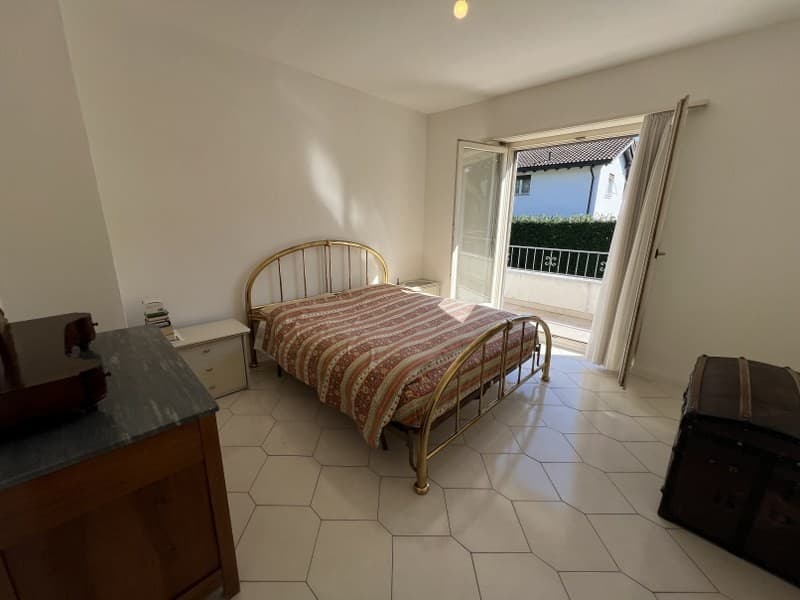 VILLA UNIFAMILIARE CON GIARDINO, MOLTO SOLEGGIATA (12)