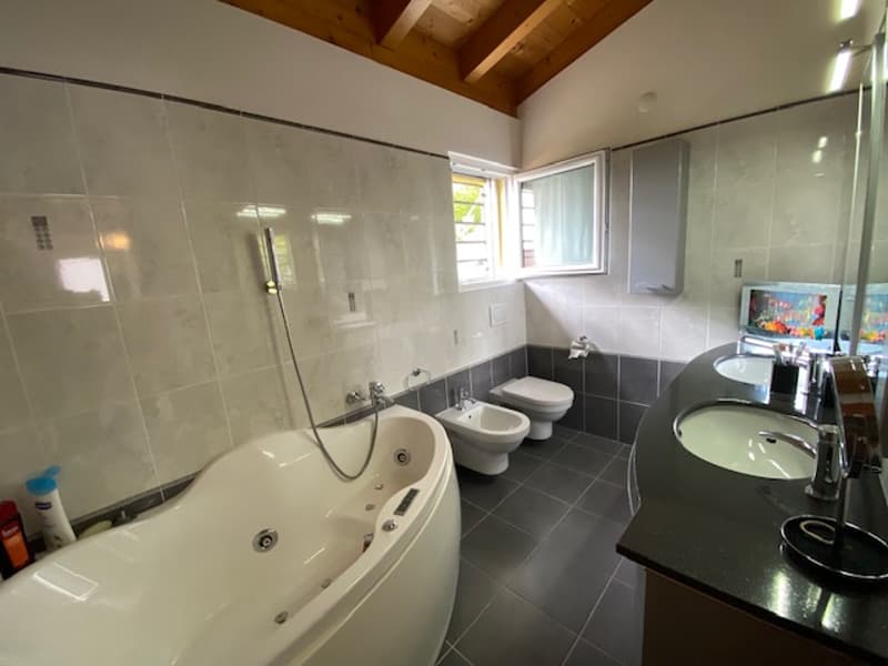 SPLENDIDA CASA UNIFAMILIARE CON VISTA PANORAMICA (7)