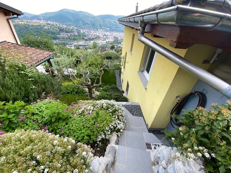 SPLENDIDA CASA UNIFAMILIARE CON VISTA PANORAMICA (12)