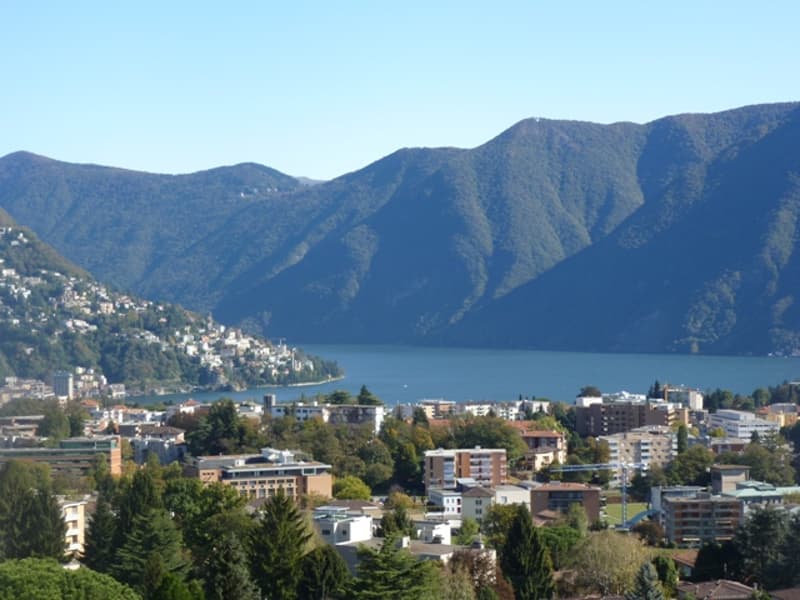 VILLA CON VISTA LAGO (4)