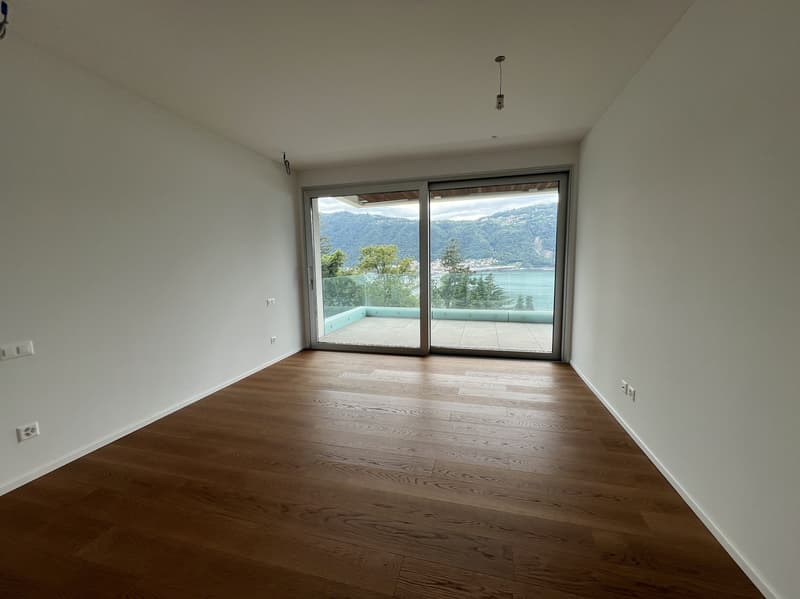 ATTICO DI 4.5 LOCALI CON SPLENDIDA VISTA LAGO (8)