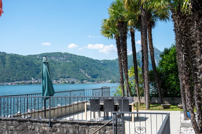 PRESTIGIOSA VILLA SULLE SPONDE DEL LAGO, CON DARSENE PRIVATE (4)