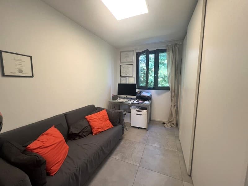 APPARTAMENTO MODERNO DI 4.5 LOCALI IN ZONA RESIDENZIALE (9)