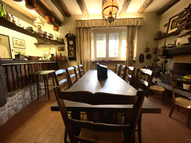 VILLA DI CHARME IN POSIZIONE ESCLUSIVA, PERFETTA ANCHE COME OPERAZIONE IMMOBILIARE (12)