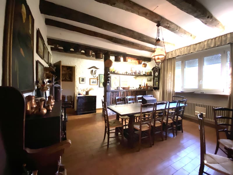 VILLA DI CHARME IN POSIZIONE ESCLUSIVA, PERFETTA ANCHE COME OPERAZIONE IMMOBILIARE (11)