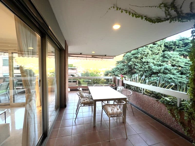 PRESTIGIOSO ATTICO DI  3.5 LOCALI A BORDO LAGO (2)