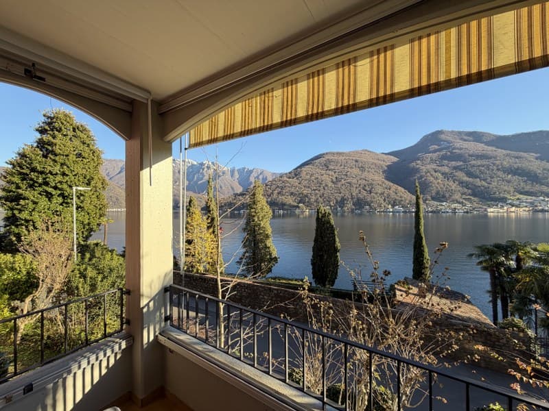 ELEGANTE E COMODO 2.5 LOCALI, DIRETTAMENTE FRONTE LAGO (12)