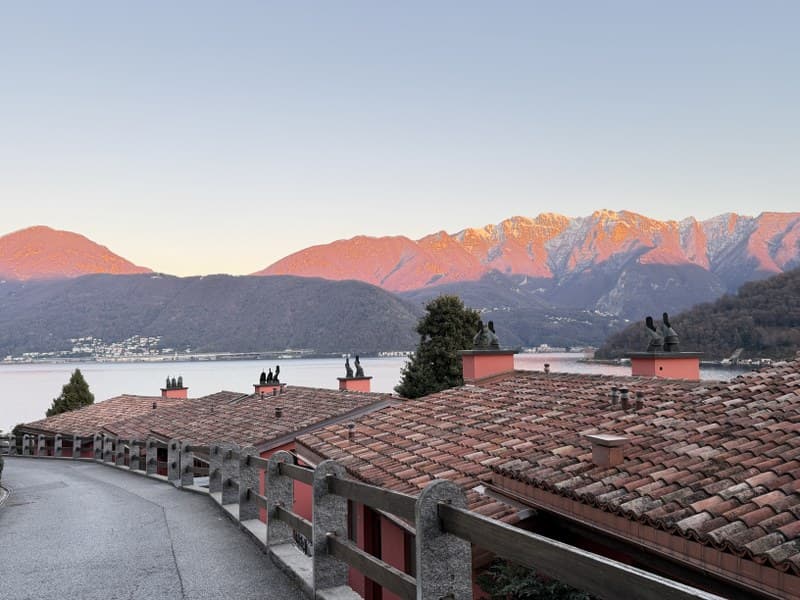 ELEGANTE E COMODO 2.5 LOCALI, DIRETTAMENTE FRONTE LAGO (13)