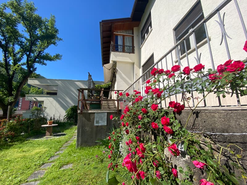 NUOVO PREZZO - OCCASIONE UNICA - AMPIA CASA UNIFAMILIARE - 5.5 LOCALI CON GIARDINO (6)