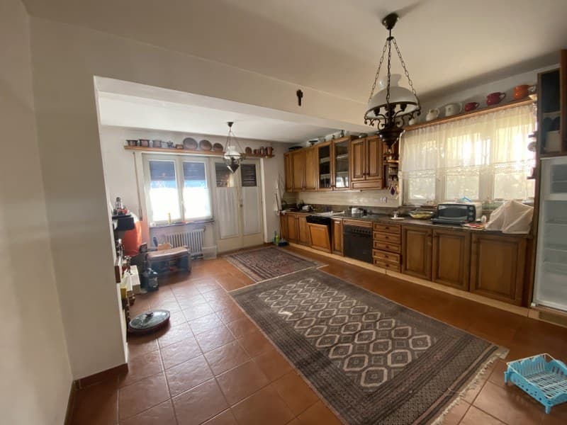 NUOVO PREZZO - OCCASIONE UNICA - AMPIA CASA UNIFAMILIARE - 5.5 LOCALI CON GIARDINO (5)