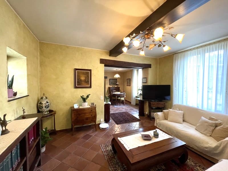 APPARTAMENTO 3.5 LOCALI CON GIARDINO A DUE PASSI DAL LAGO (4)