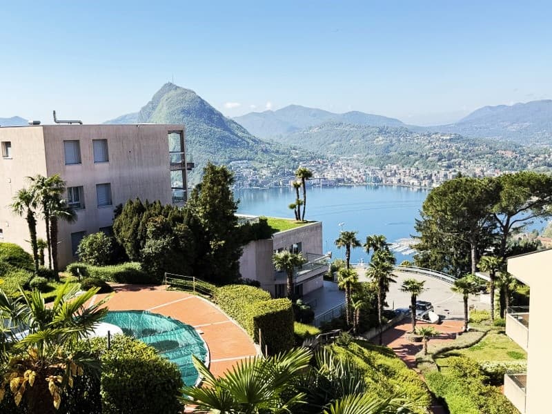 VILLA DI CHARME CON VISTA LAGO - MONTE BRÈ (9)