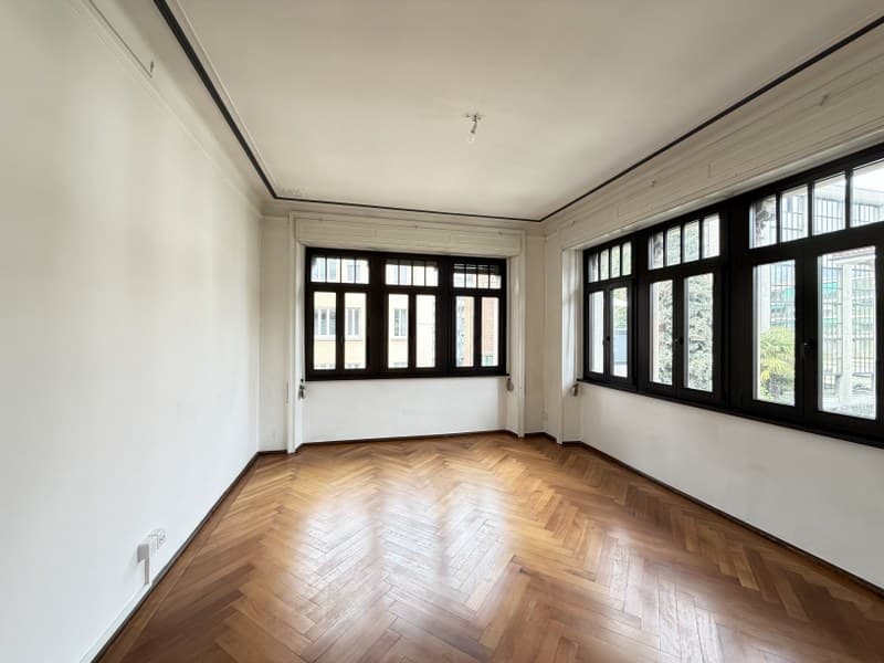 UFFICIO DI 6.5 LOCALI IN ELEGANTE VILLA D'EPOCA, IN CENTRO CITTÀ (7)