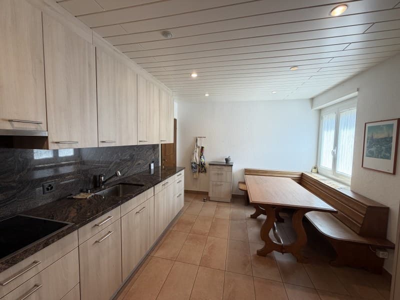 CASA UNIFAMILIARE DI 6.5 LOCALI CON VISTA LAGO PANORAMICA (5)