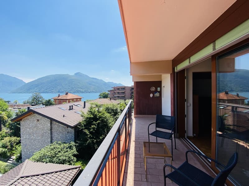 SPLENDIDO ATTICO - 5 LOCALI CON TERRAZZA PANORAMICA  SUL LAGO (7)