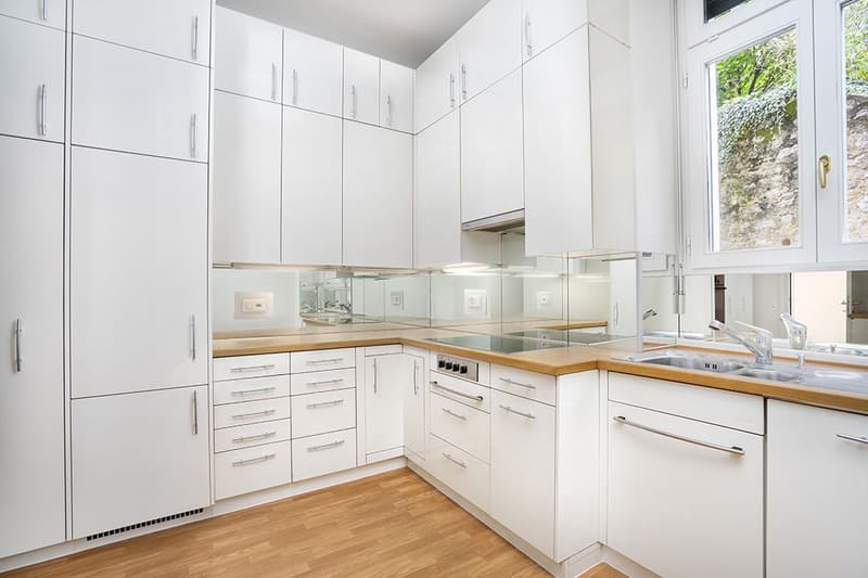 APPARTAMENTO 5.5 LOCALI CON MERAVIGLIOSA VISTA LAGO (5)