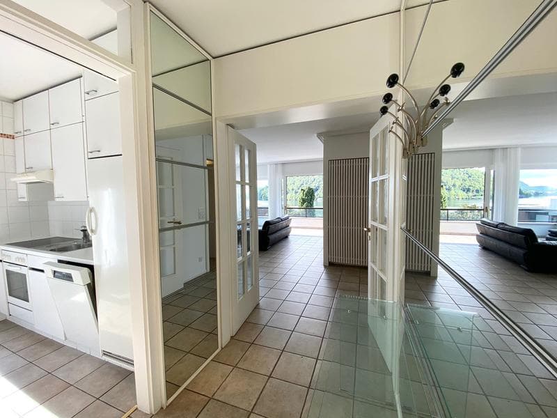 APPARTAMENTO DI 4.5 LOCALI IN RESIDENZA DIRETTAMENTE SUL LAGO (5)