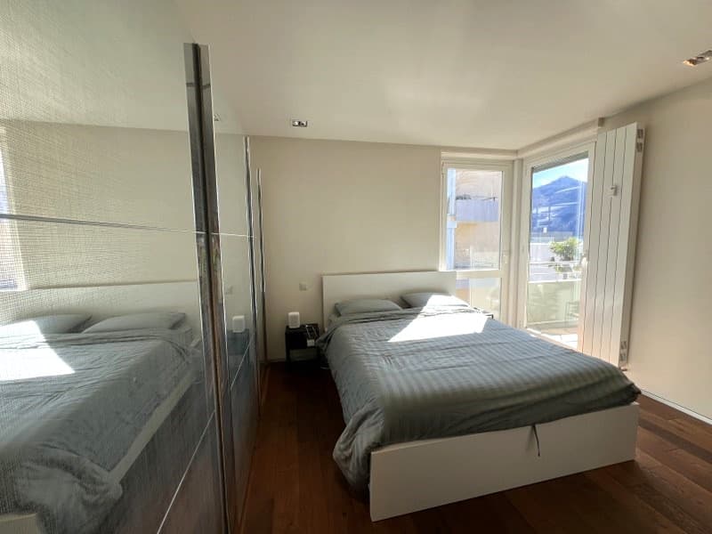 APPARTAMENTO 3.5 LOCALI CON VISTA LAGO MERAVIGLIOSA (8)