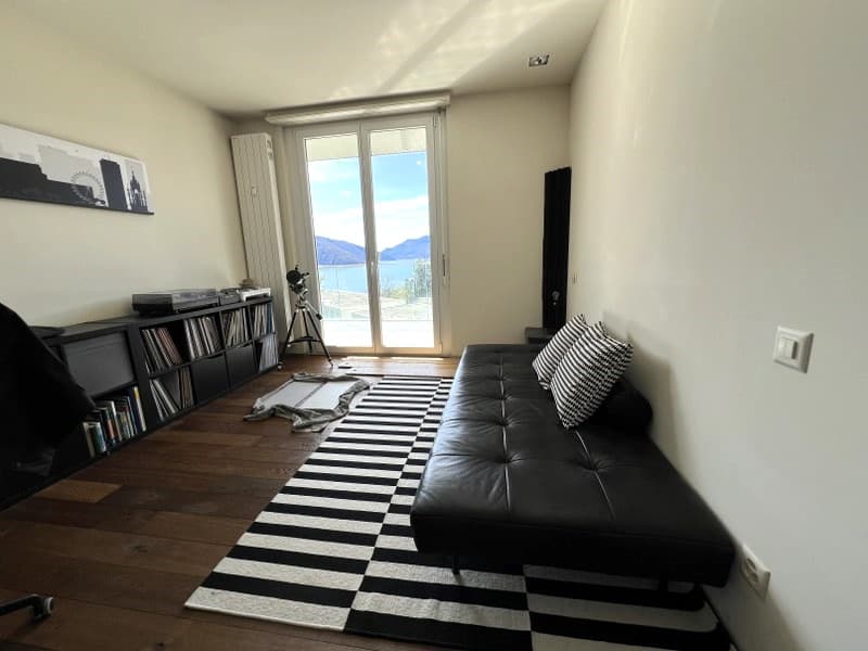 APPARTAMENTO 3.5 LOCALI CON VISTA LAGO MERAVIGLIOSA (11)