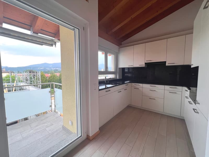 APPARTAMENTO 3.5 LOCALI MANSARDATO (3)